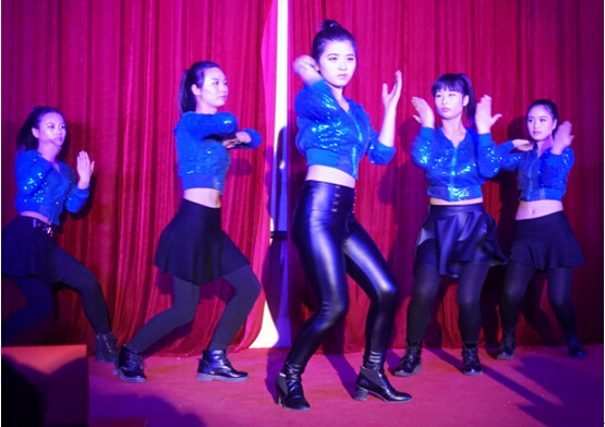 郑州北大青鸟2015年元旦汇演